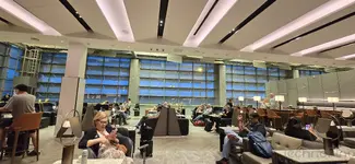 Business Class Lounge almost full to capacity