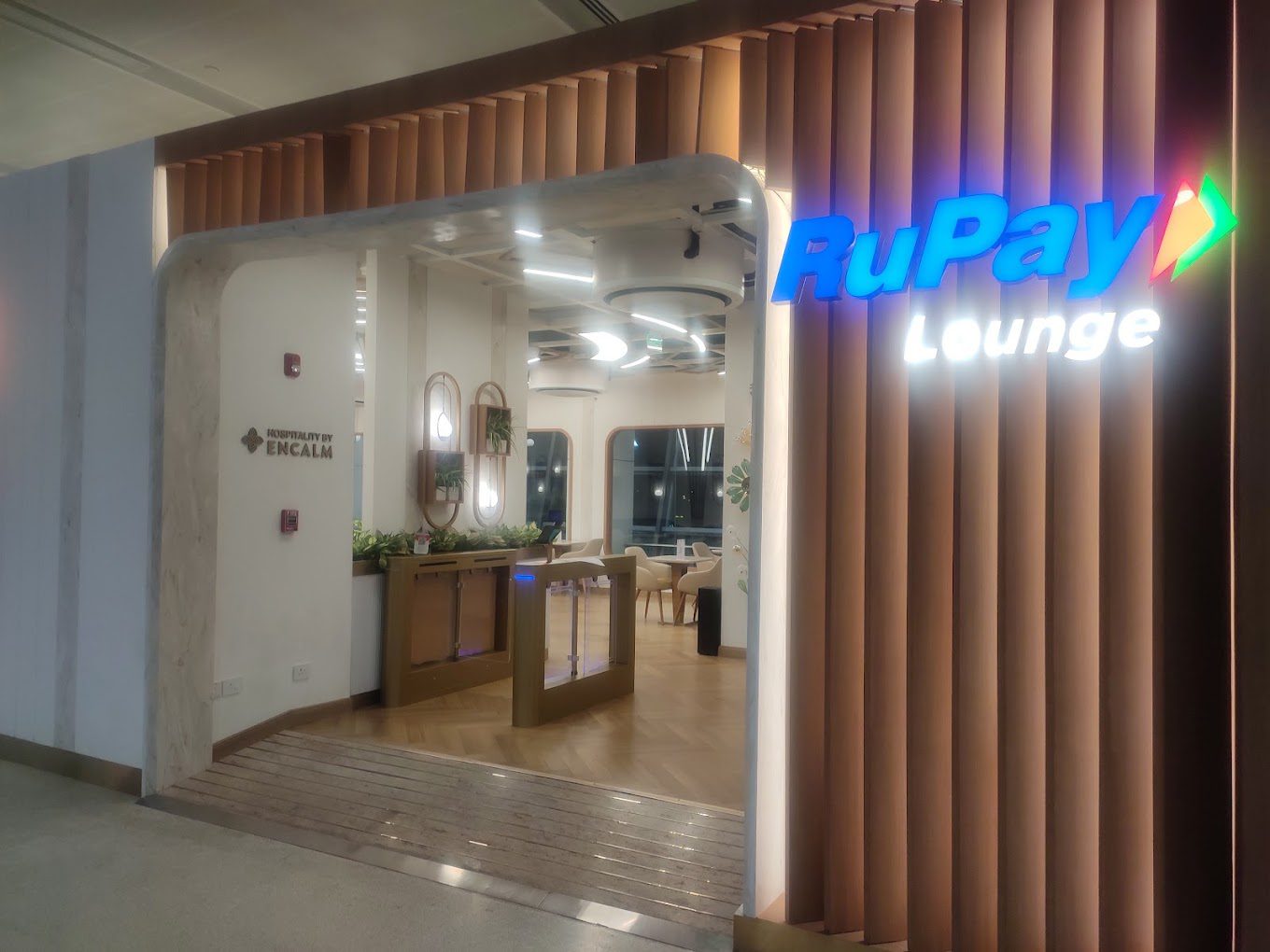 lounges.thefincafe.com