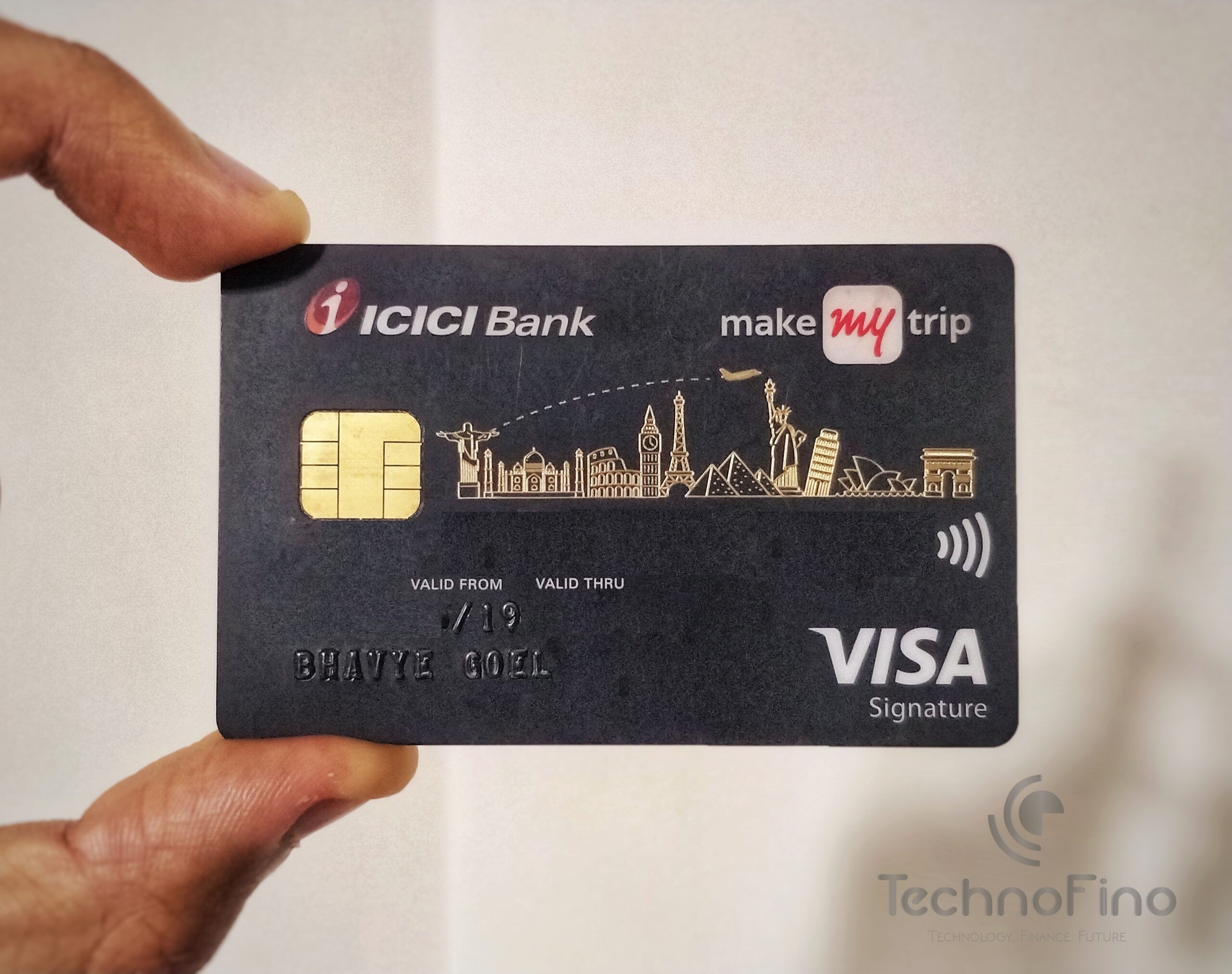 ICICI MakeMyTrip Signature Credit Card